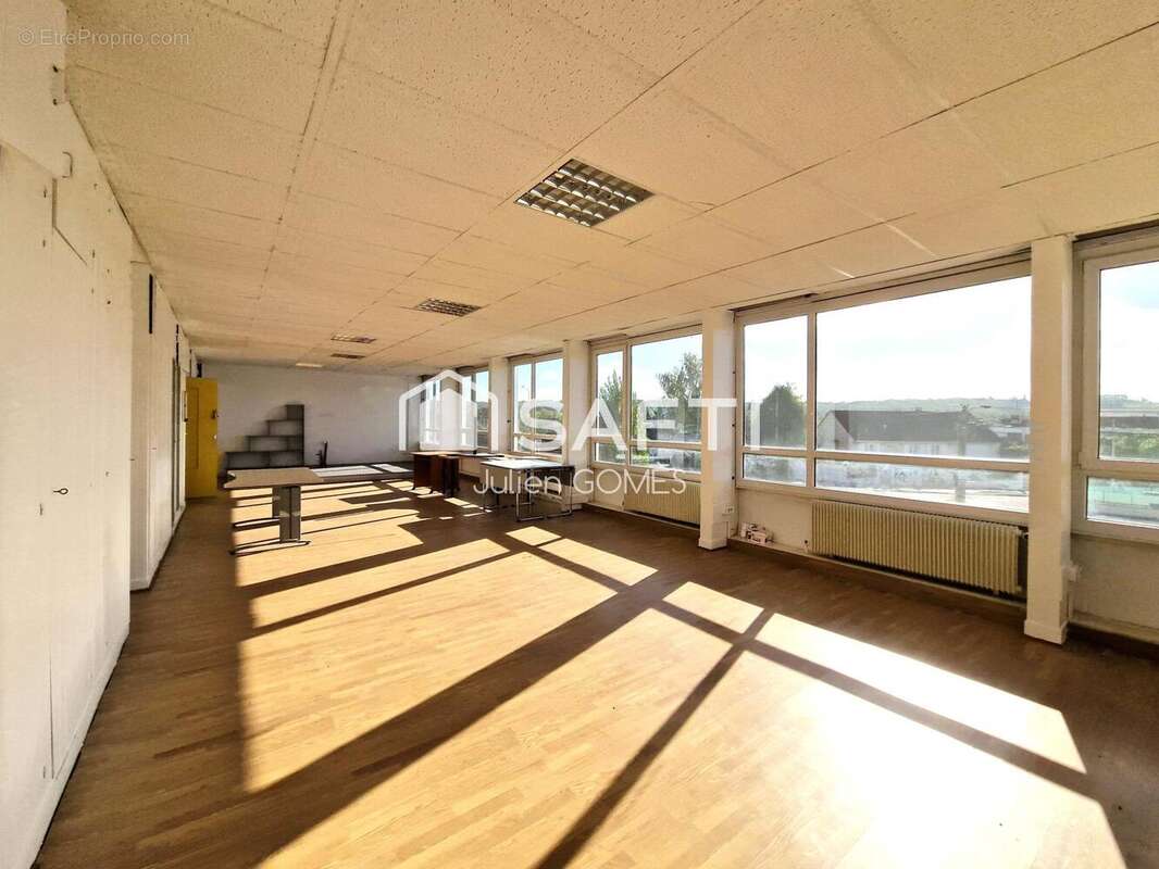 Commerce 2000 m² à Trilport  - photo 5