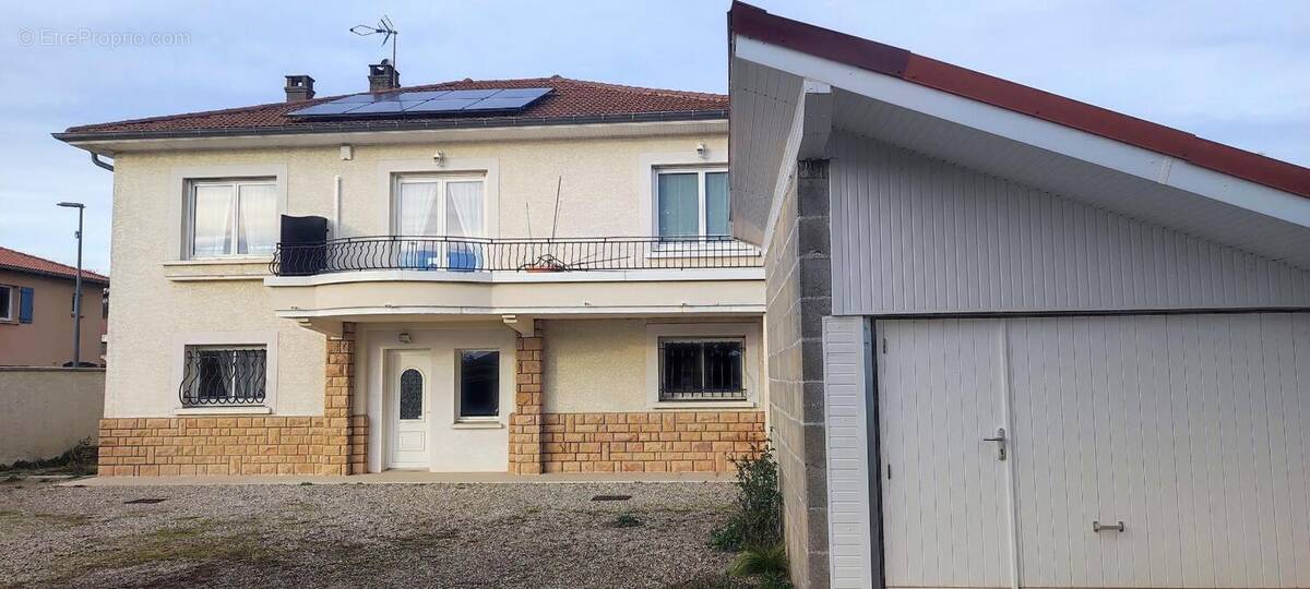 Maison à TOUSSIEU