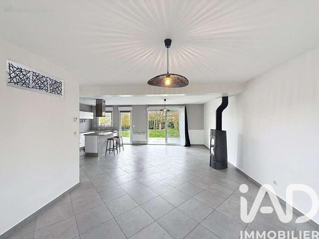 Photo 3 - Maison à RACHES