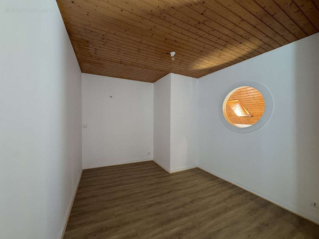 Appartement 81 m² à Saint-Valery-En-Caux  - photo 8