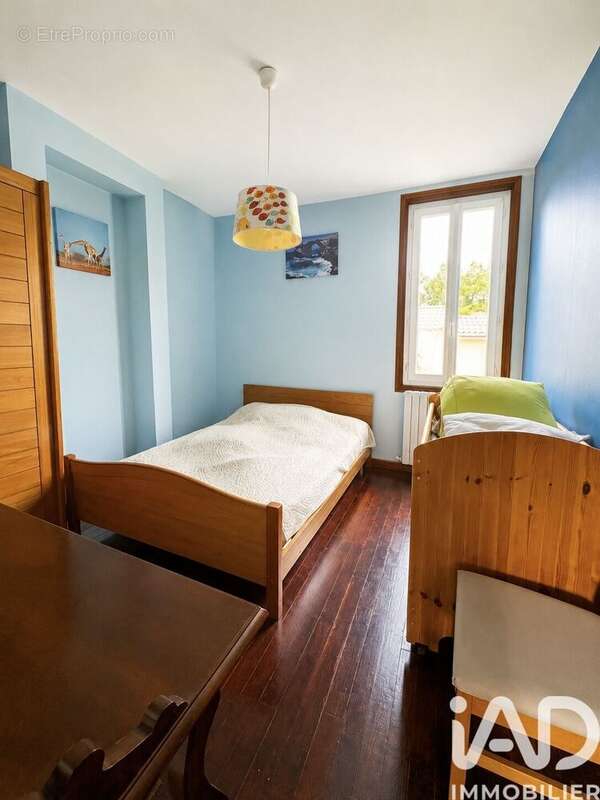 Photo 9