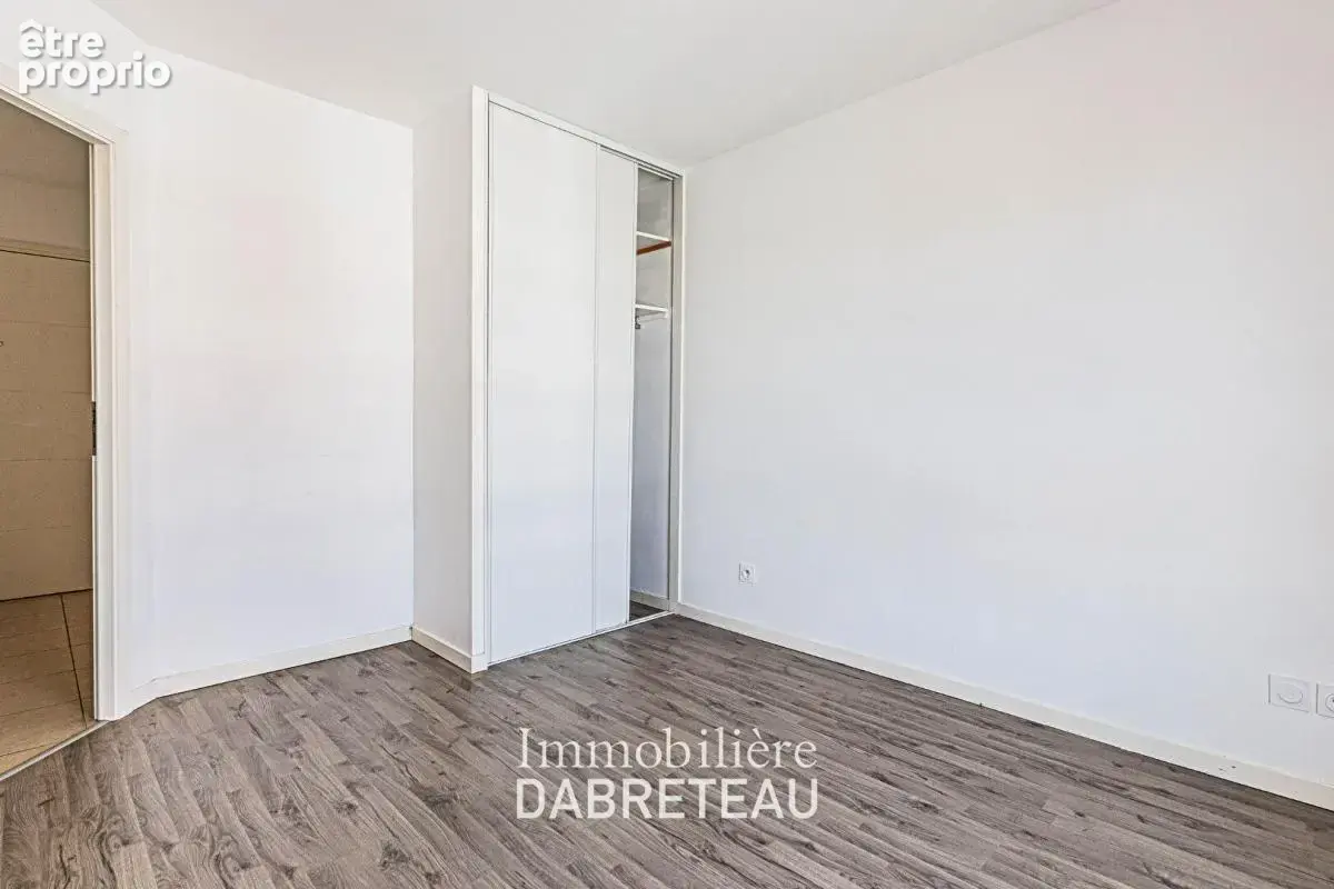 Appartement Meyzieu 3 pièce(s) 56.10 m2 - photo 9