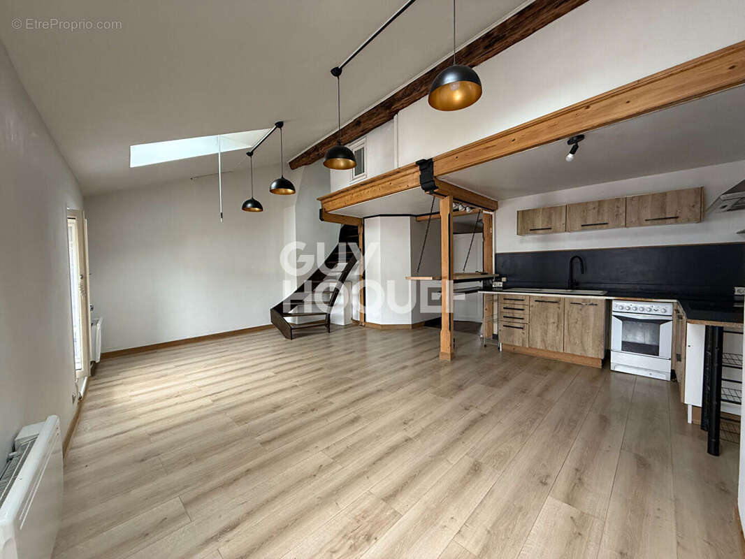 Appartement à GIVORS