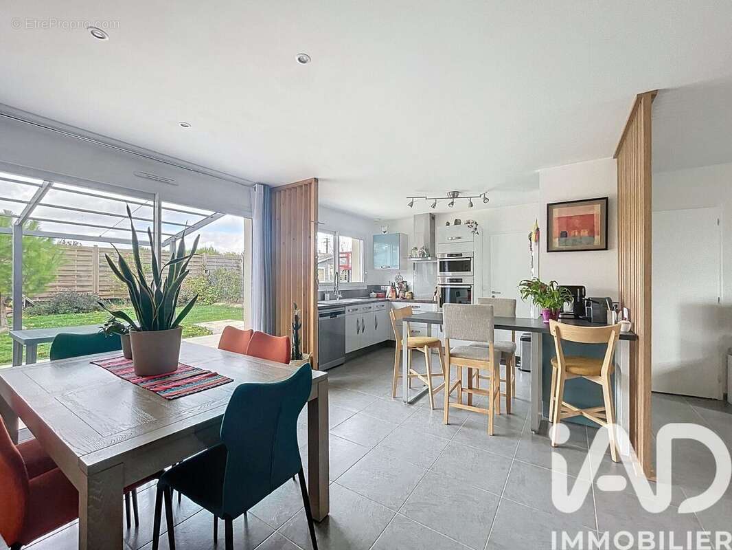 Photo 2 - Maison à YVERSAY