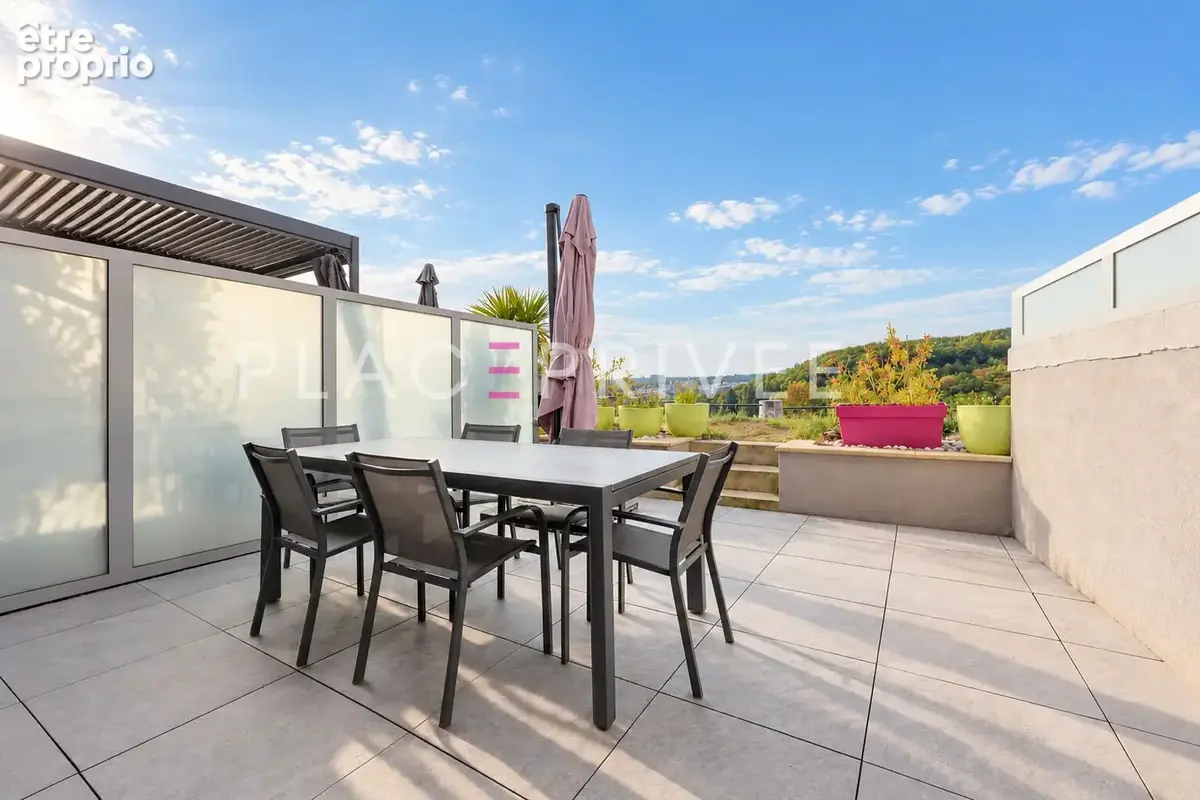 Duplex inversé avec terrasse - photo 2