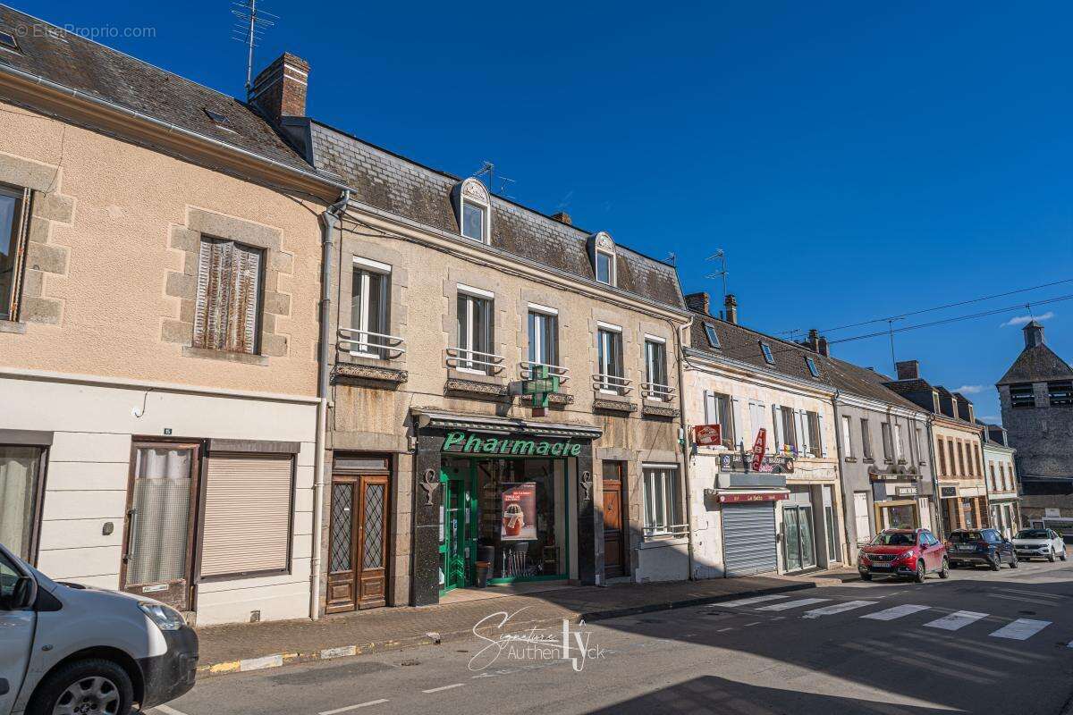 Appartement à SAINT-ETIENNE-DE-FURSAC