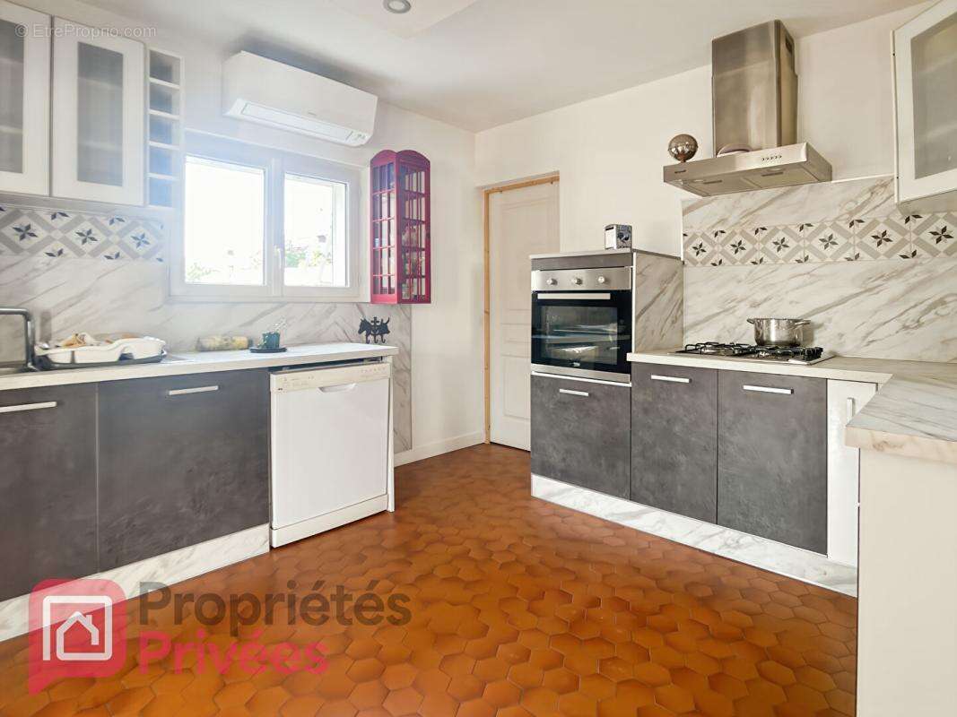 Maison Charmoy 6 pièces - photo 3