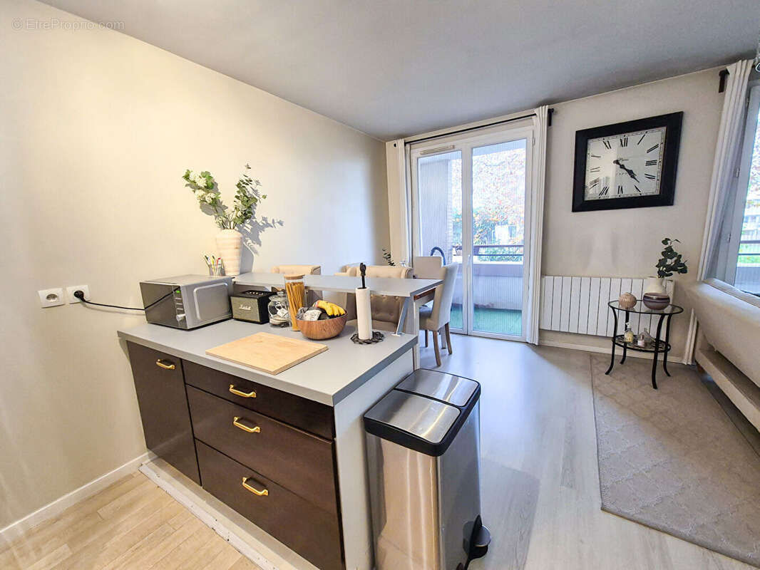 Appartement à DAMMARIE-LES-LYS