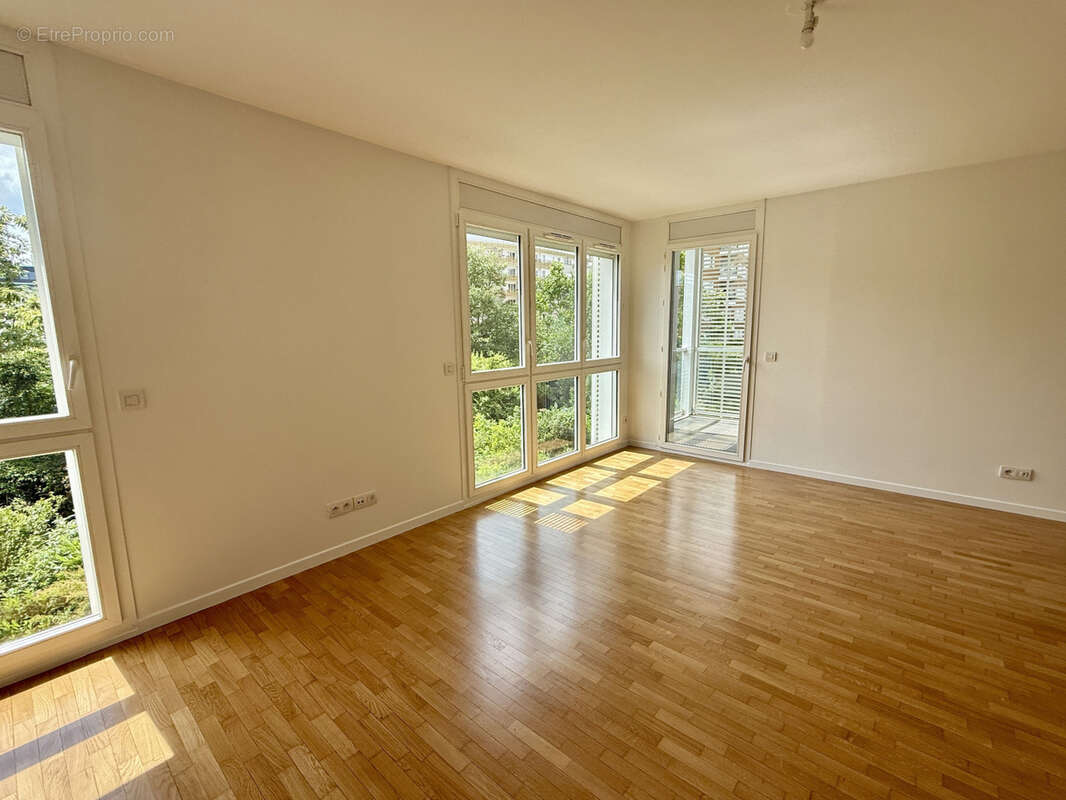 Appartement à ISSY-LES-MOULINEAUX