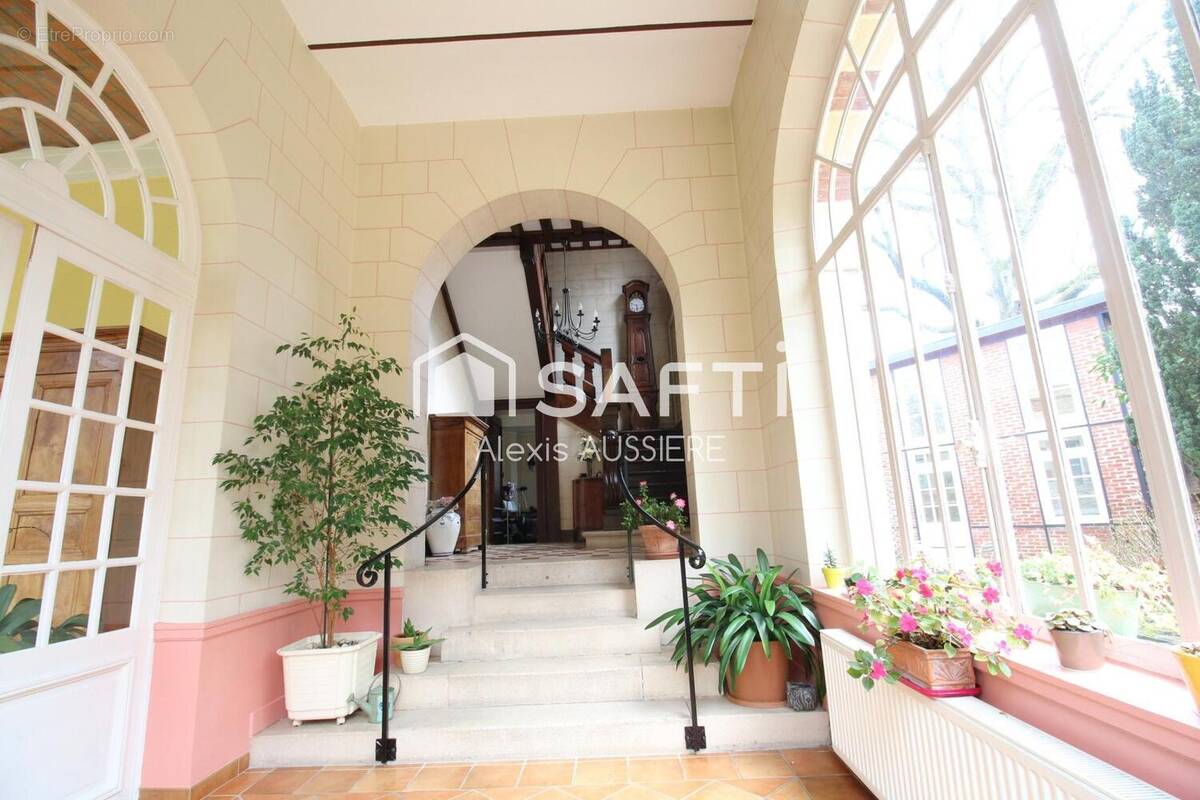 Photo 1 - Maison à MAGNY-LE-HONGRE