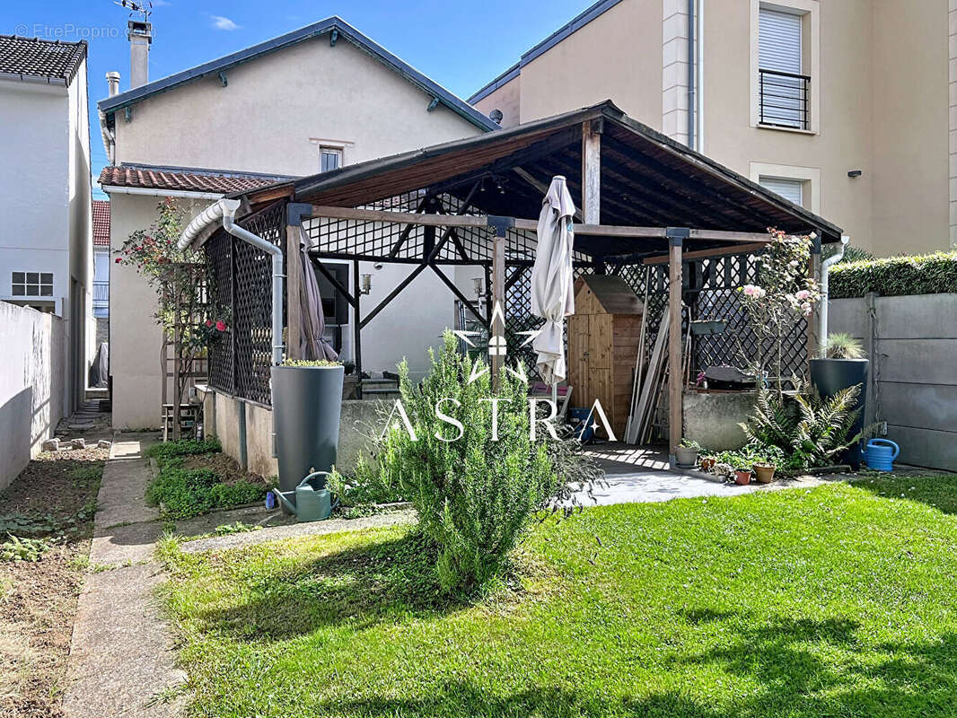 Maison à WISSOUS