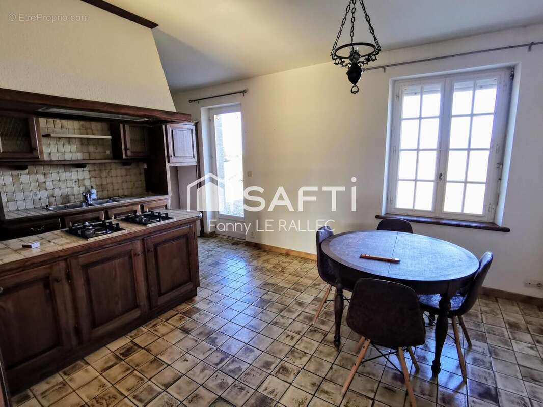 Maison 154 m² à Plougrescant  - photo 7