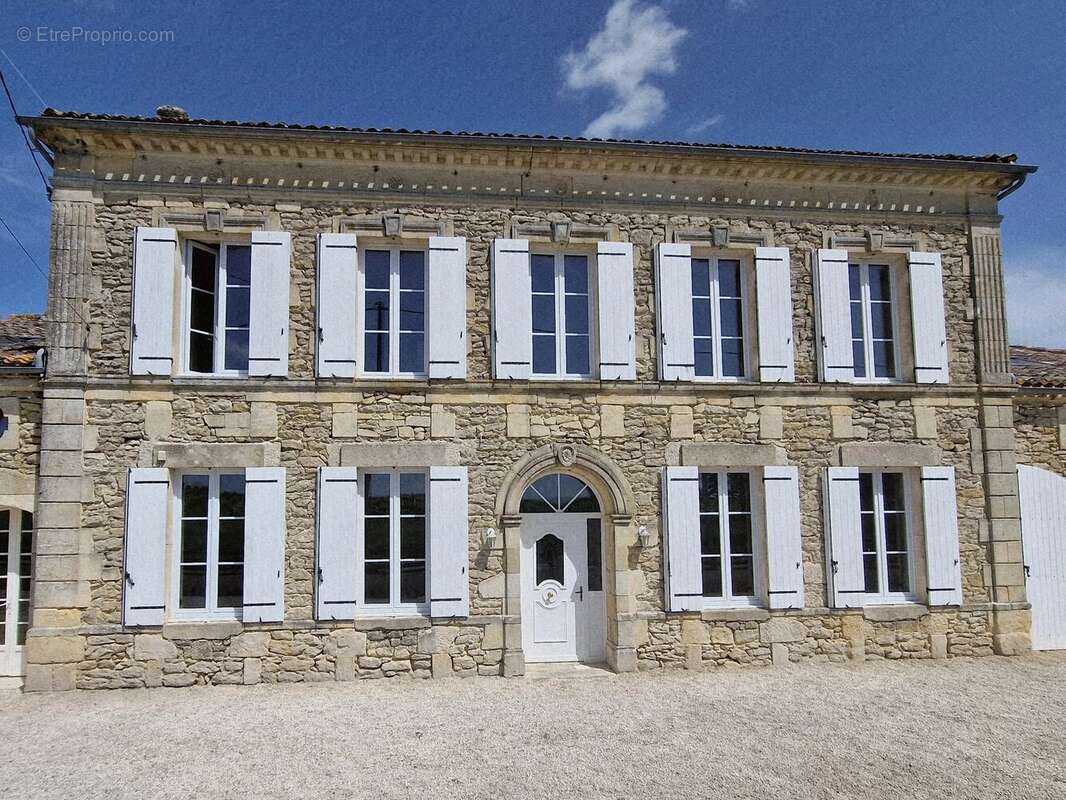 Maison à SAUVETERRE-DE-GUYENNE