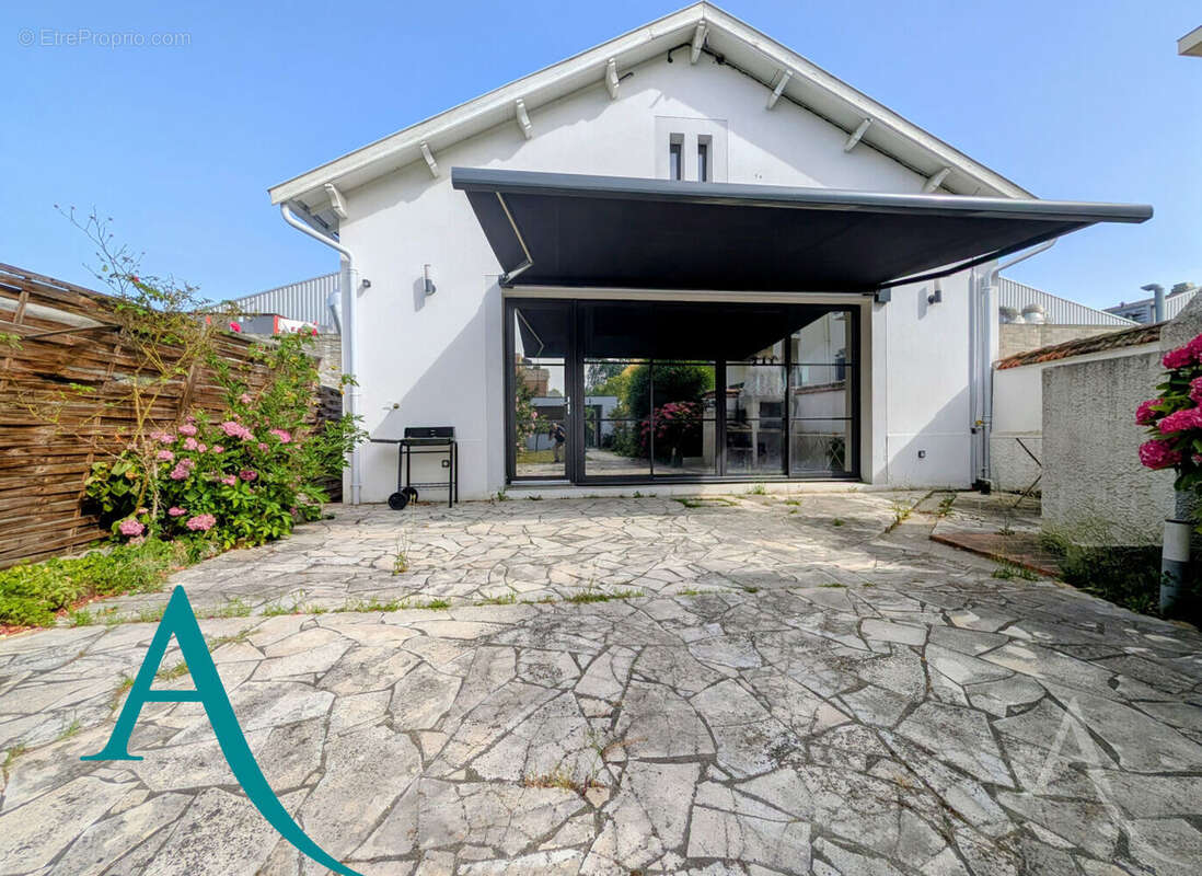 Maison T5 jardin, 2 terrasses, Carport / Toulouse Rangueil / Jules Julien - photo 11