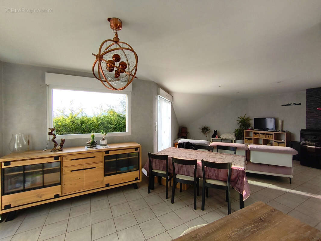 Maison à SAINT-FELIX-DE-LUNEL