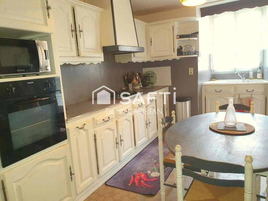 Maison 294 m² à Saint-Avit-Senieur  - photo 7