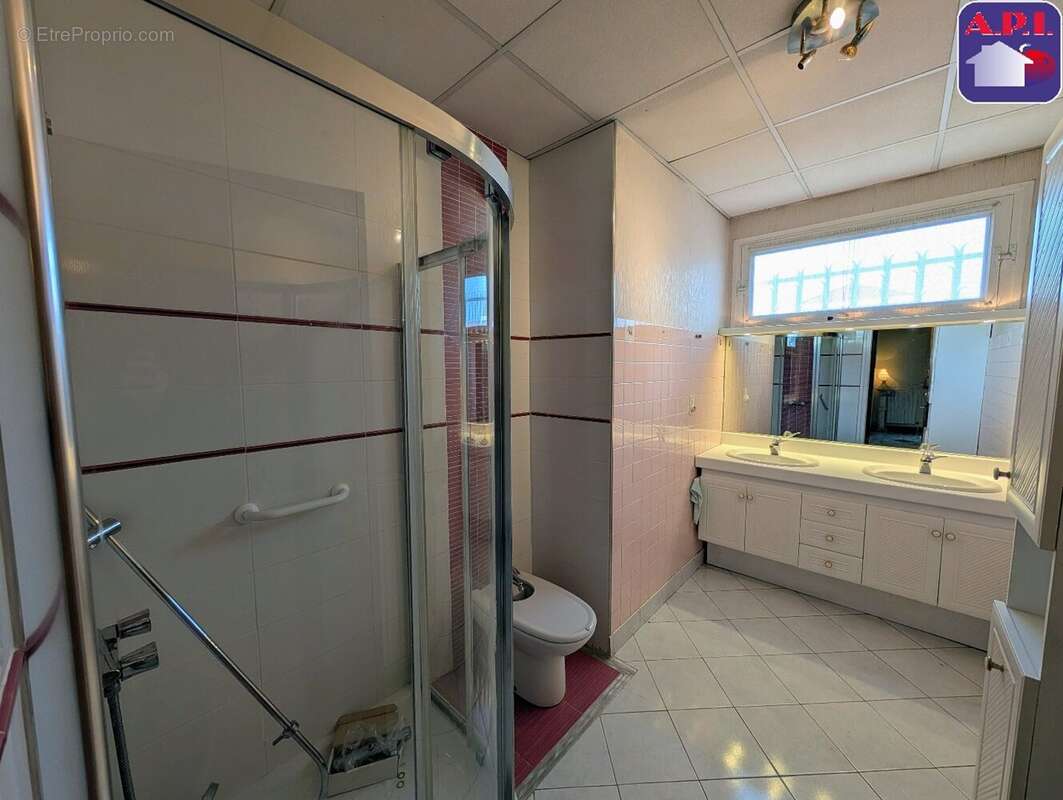 Maison à LAROQUE-D&#039;OLMES