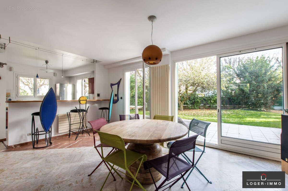 Maison à SAINT-MAUR-DES-FOSSES