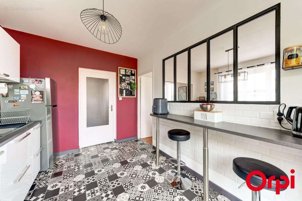 Appartement à SAINT-FONS