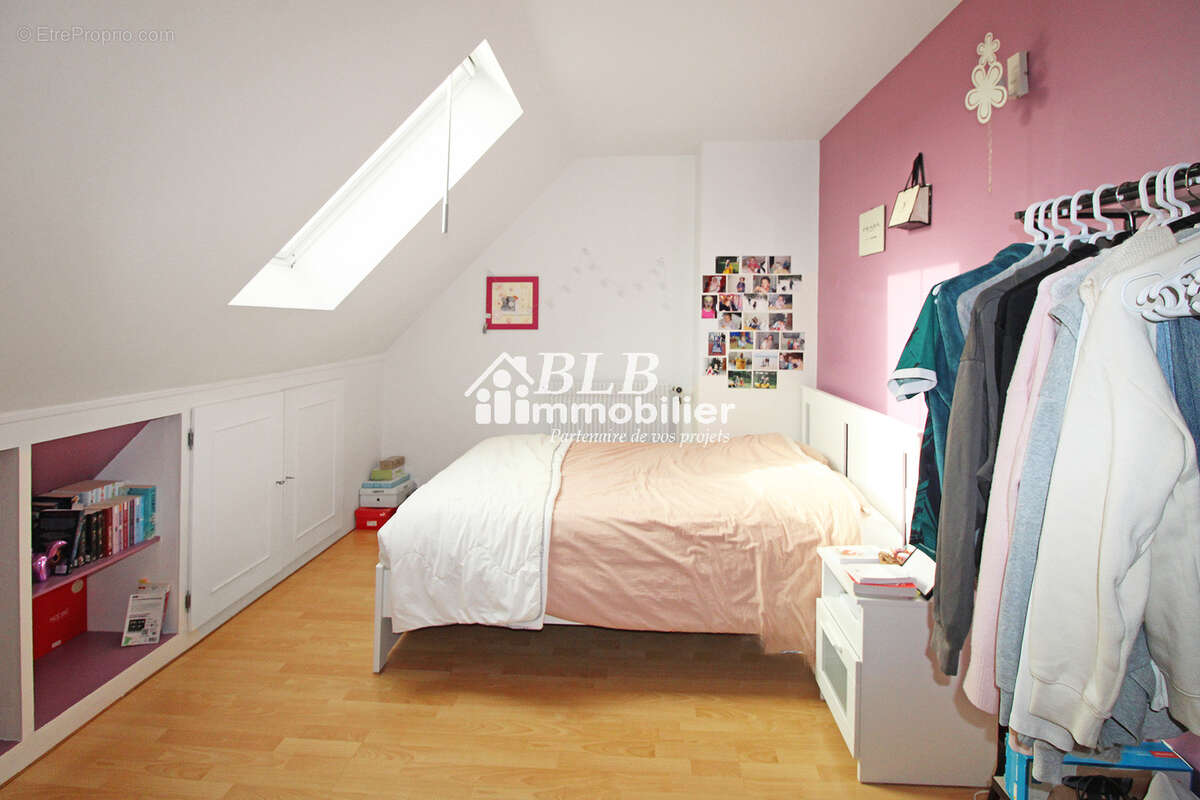 Maison 6 pièces 128m2  4 chambres + garage - photo 12