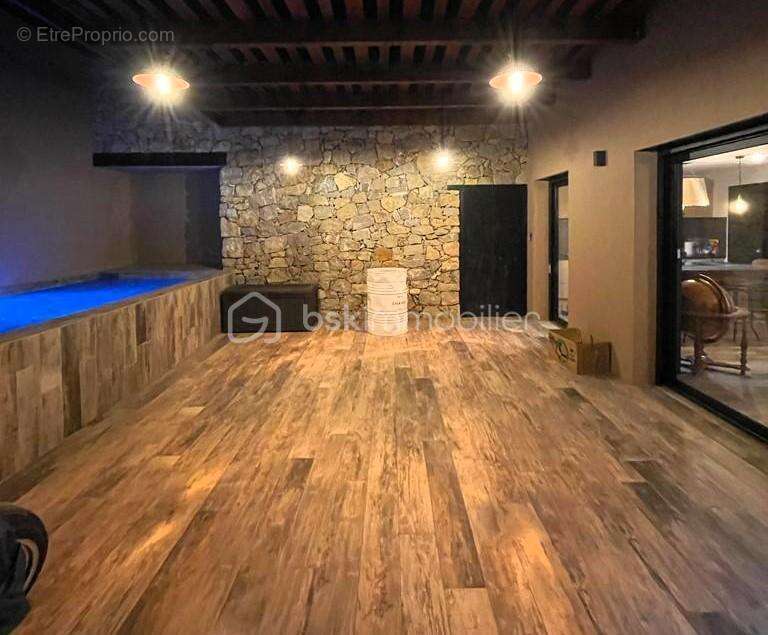 Maison à DRAGUIGNAN