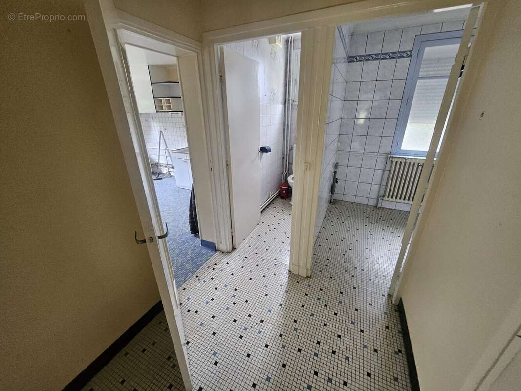 Maison 93 m² à Le Pin  - photo 6