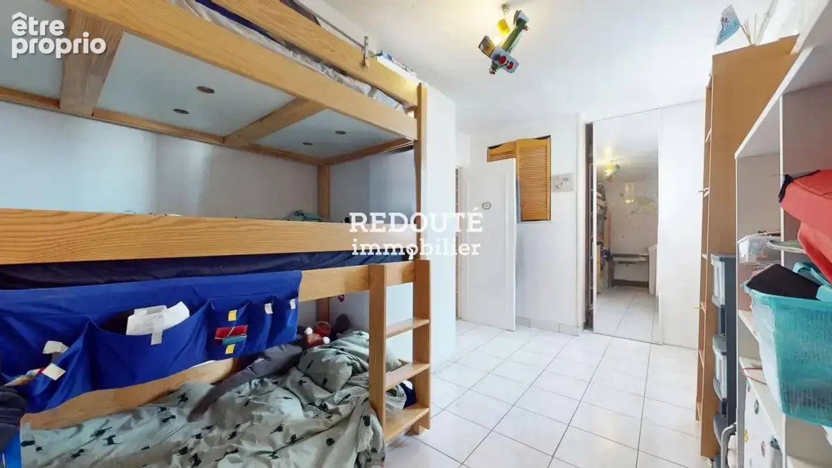 A vendre: Maison avec véranda, jardin, cave, et dépendance - photo 6
