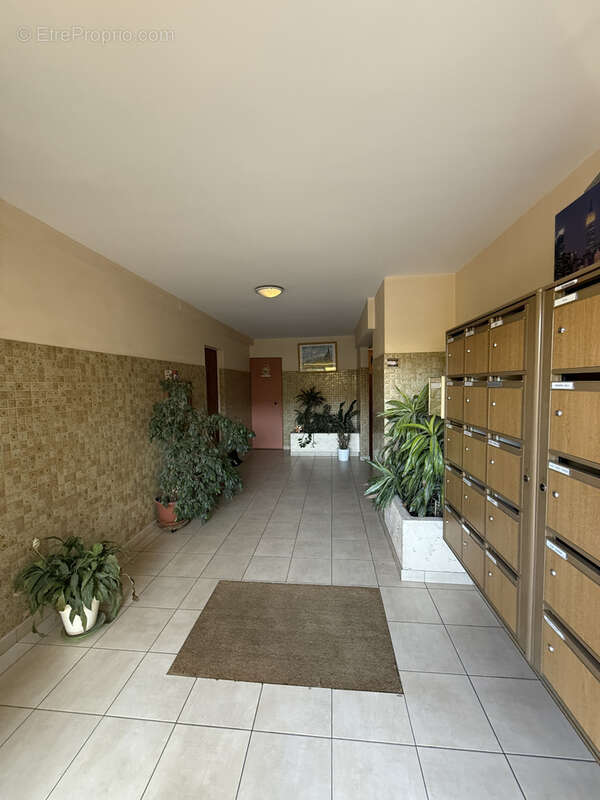 Appartement à LA VALETTE-DU-VAR