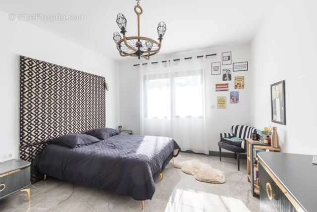 Maison à SABLE-SUR-SARTHE