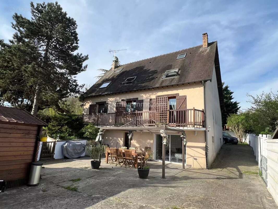 Maison à MONTFERMEIL