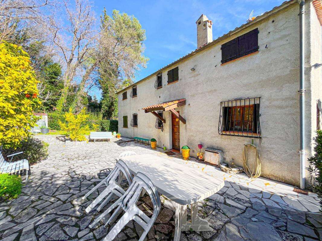 Maison à LA COLLE-SUR-LOUP