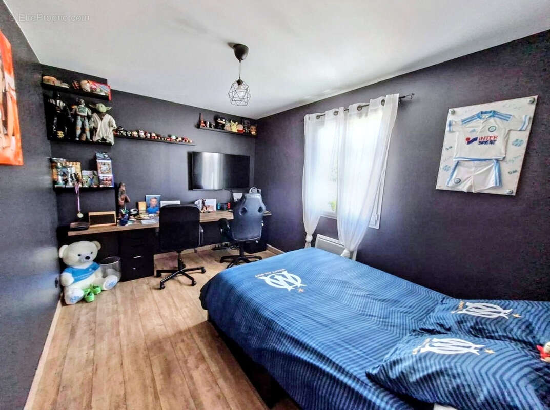 Maison à LE CASTELLET