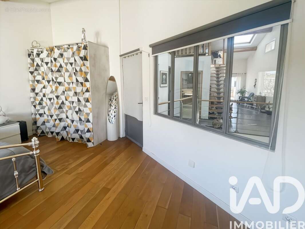 Photo 9 - Maison à LA FARE-LES-OLIVIERS