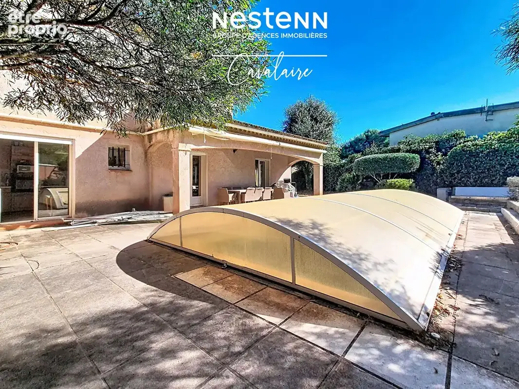 Environnement calme pour cette maison d'environ 141 m² sur  un terrain de 792 m² avec piscine et double garage - photo 18
