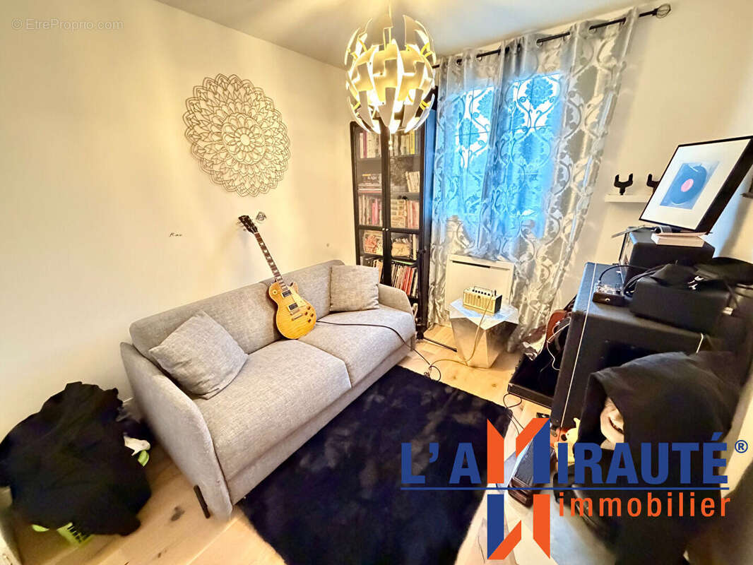 Maison à SARTROUVILLE