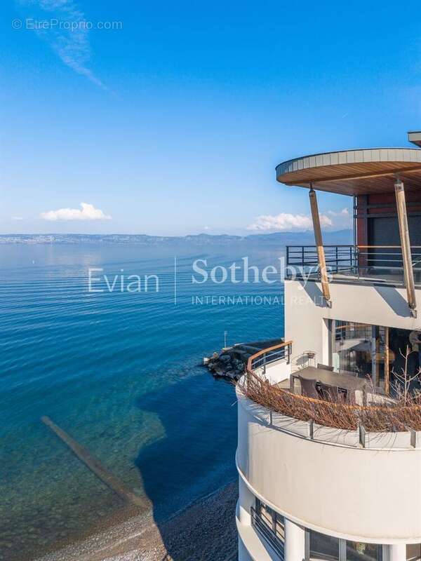 Appartement à EVIAN-LES-BAINS