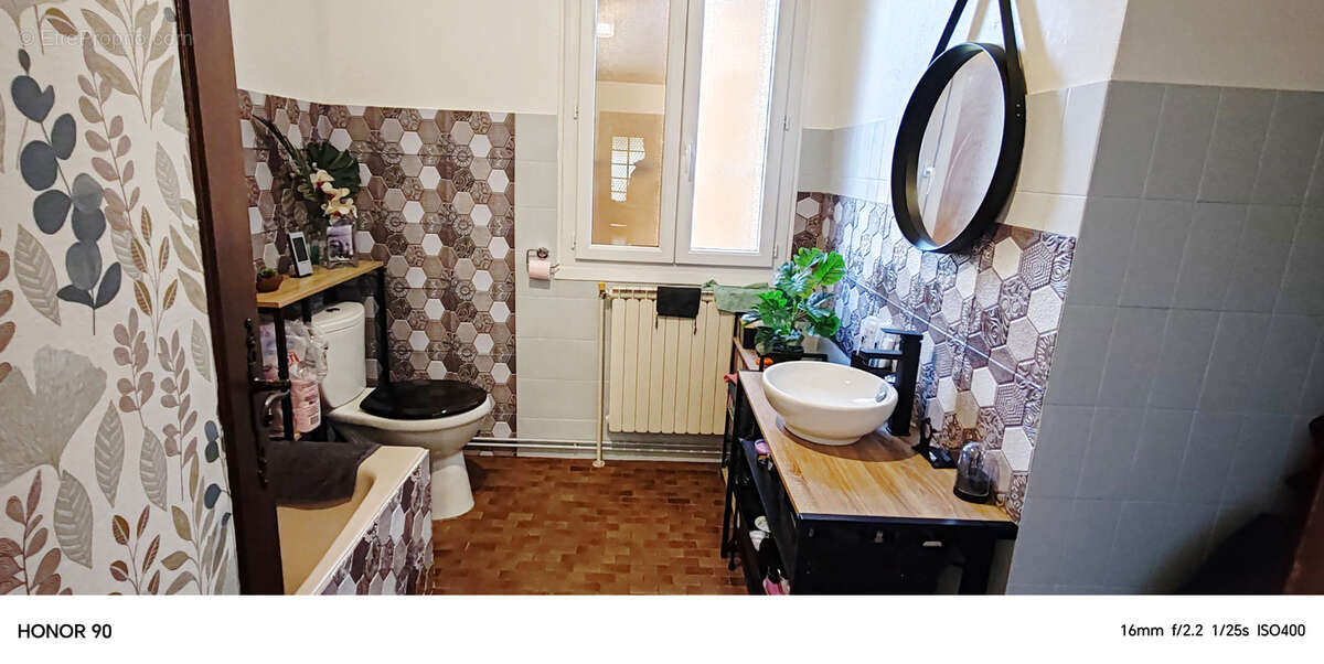 Maison à LE CRESTET