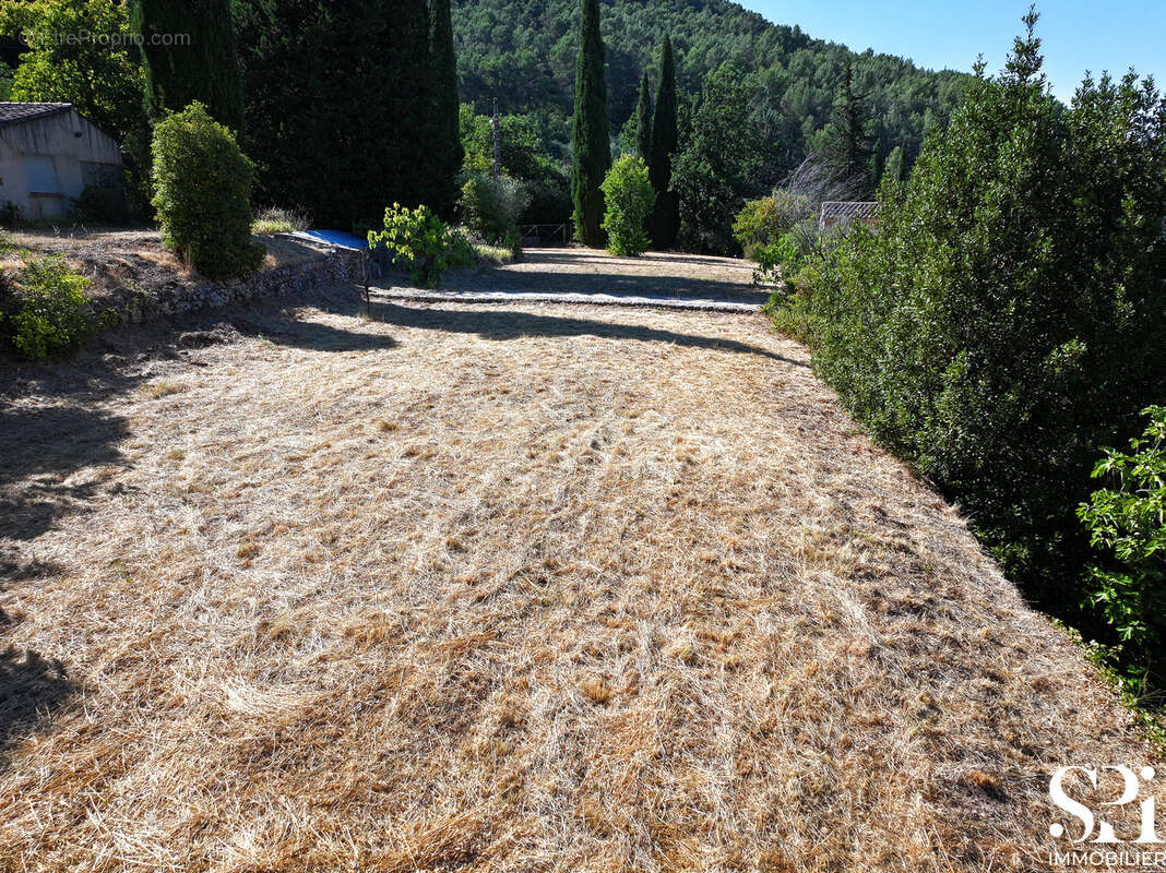 SOLLIES-VILLE - Terrain constructible 1 444 m2 plat - photo 3