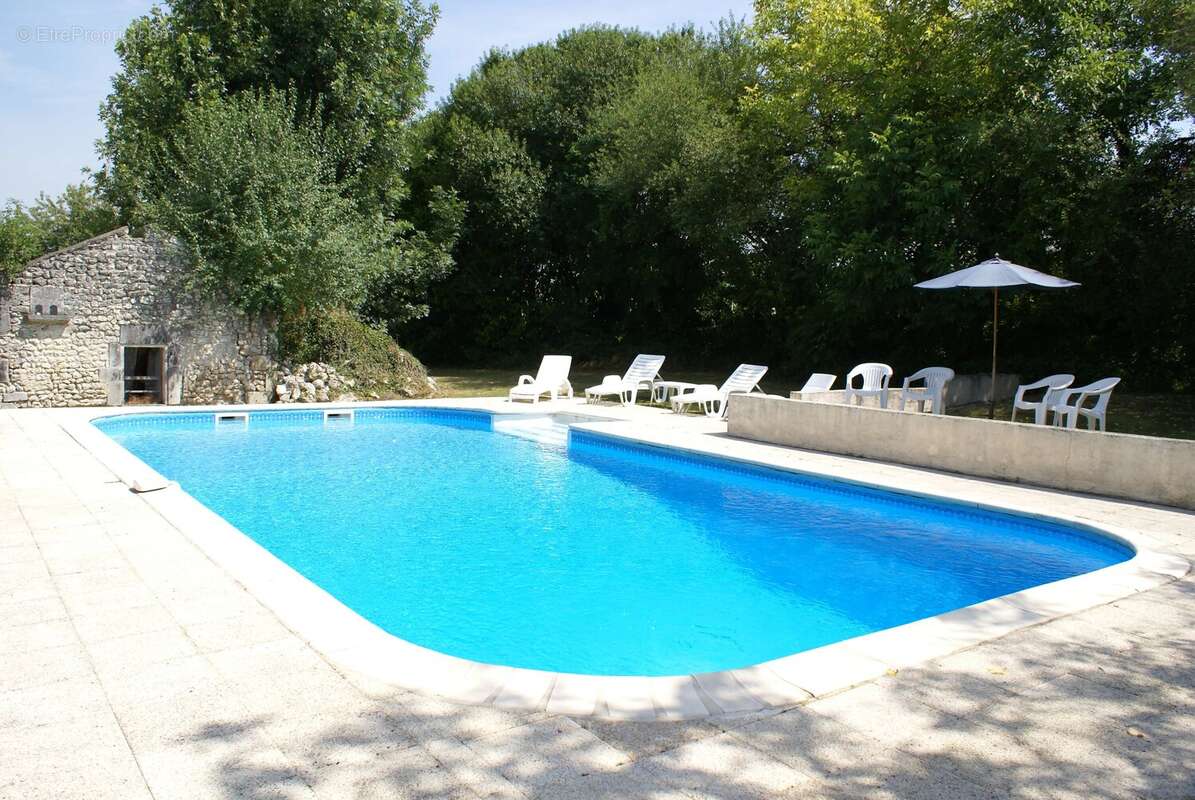 Maison à VERTEILLAC