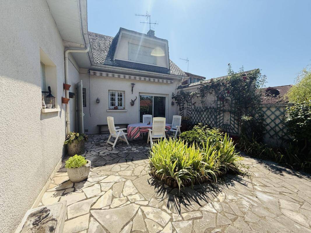 Maison à GELOS