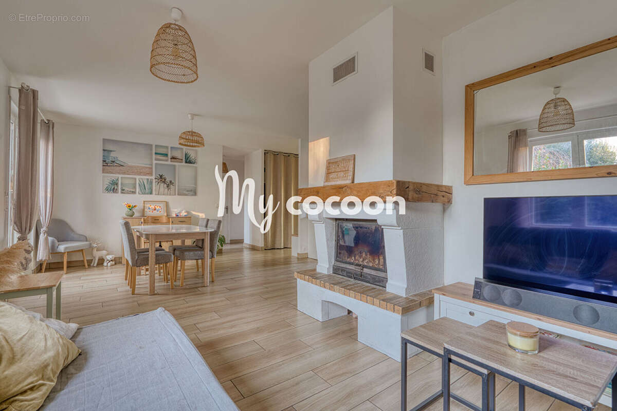 Maison à SAINT-SORLIN-EN-BUGEY