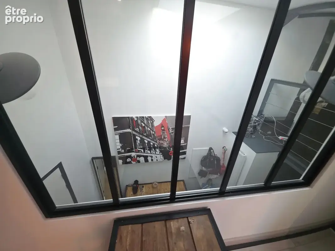Superbe duplex avec terrasse secteur fac de lettres. - photo 12