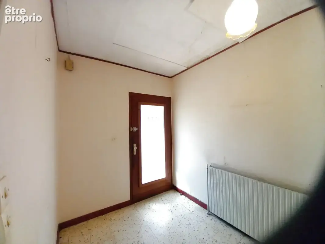 Maison individuelle avec grand jardin et grand garage. - photo 25