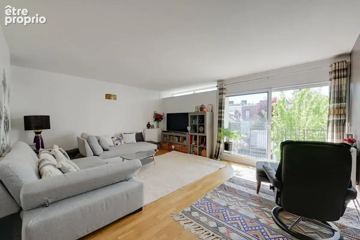 Maison T6 de 144 m² à Nanterre 92000 - photo 2