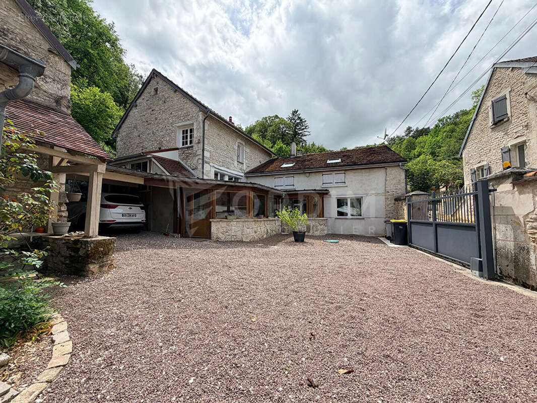 Maison Molosmes - photo 2