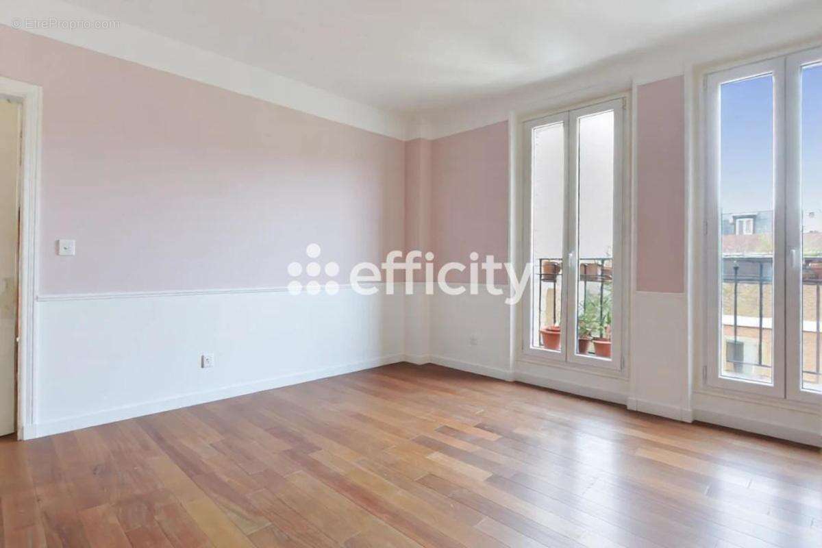 Appartement à SAINT-OUEN