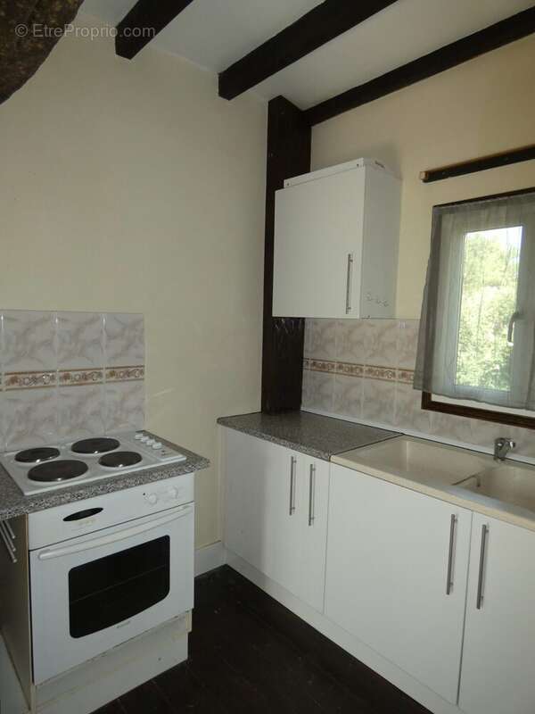 Maison 69 m² à Saint-Pardoux-Les-Cards  - photo 6
