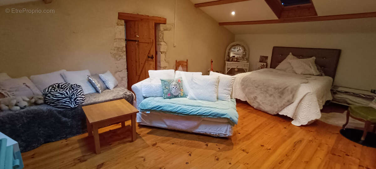 Maison à SAINT-JUST-LUZAC