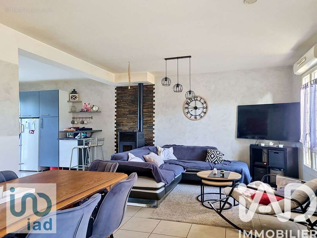 Maison 112 m² à Poilly-Sur-Tholon  - photo 2