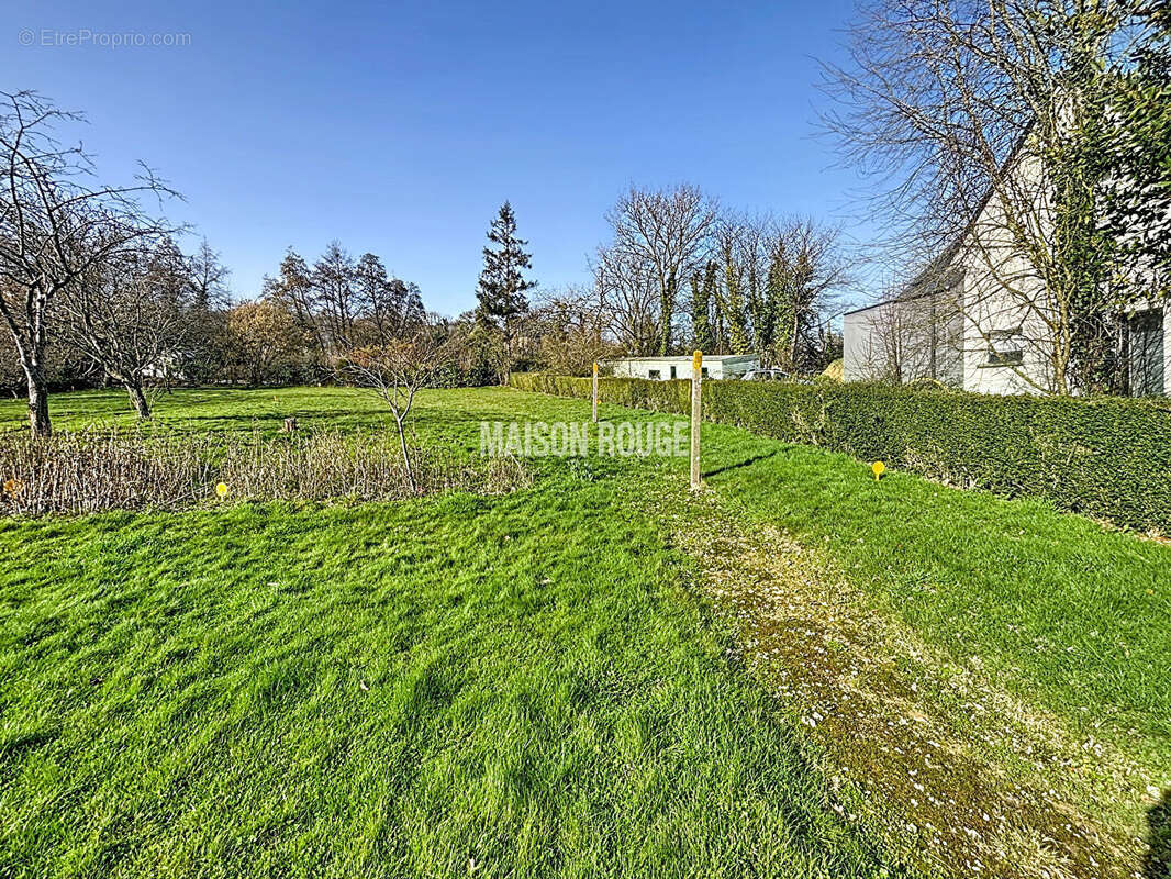 Terrain à PLOUER-SUR-RANCE